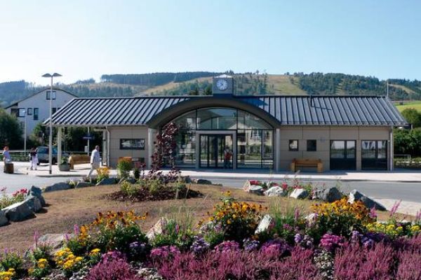 BAHNHOF WILLINGEN - BEQUEME ANREISE MIT DEM ZUG