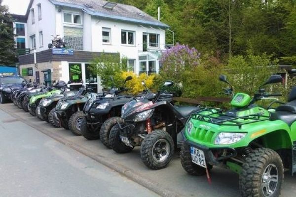 UPLAND - QUAD USSELN