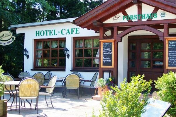 ALTES FORSTHAUS IM STRYCK