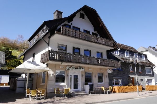 LO STUZZICHINO – DER ITALIENER IN WILLINGEN