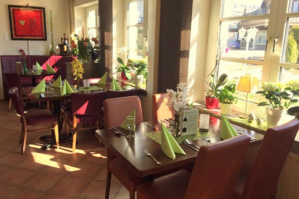 „LA TERRAZZA“ UND „PIZZA PIE“ IN USSELN