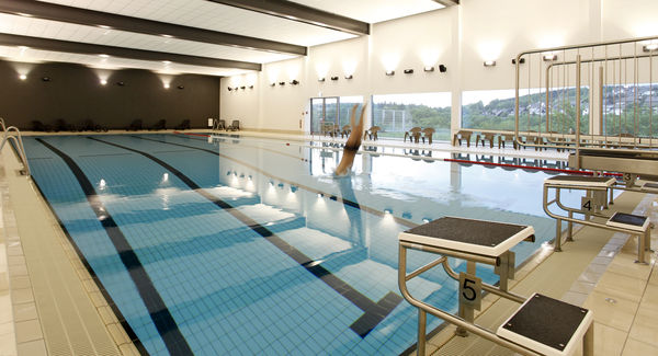 SCHWIMMBAD WINTERBERG