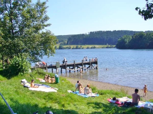 BADESTELLEN AM LISTERSEE (SEITENSEE VOM BIGGESEE)