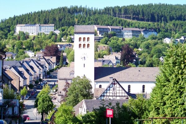 STADT & LAND SCHMALLENBERG