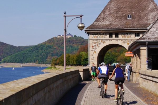 RADFAHREN AM EDERSEE & IM WALDECKER LAND