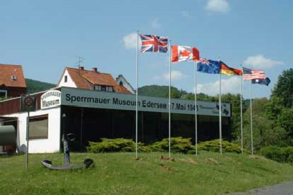 SPERRMAUERMUSEUM