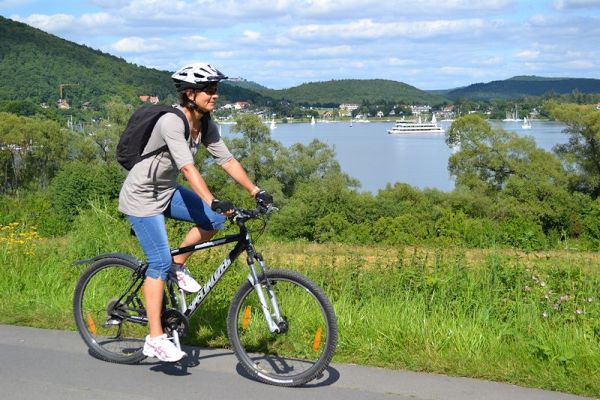 EDERSEE - RUNDRADWEG