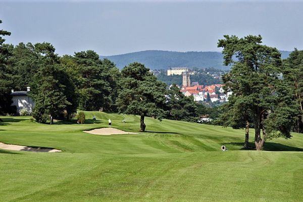 GOLFEN IN BAD WILDUNGEN