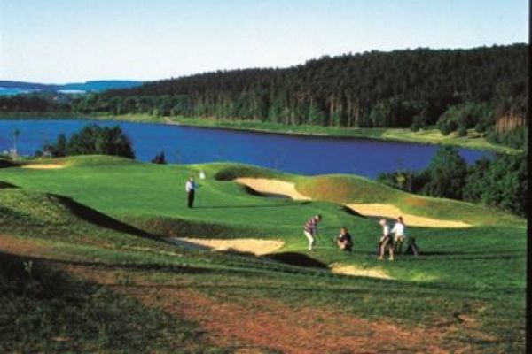 GOLFCLUB AM TWISTESEE