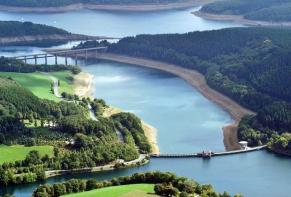 BIGGESEE & LISTERSEE