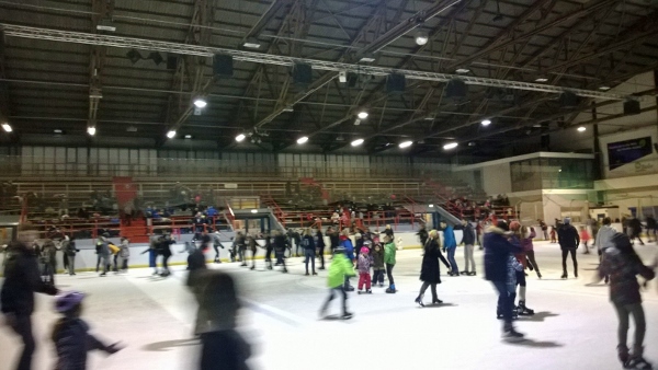 EISSPORTHALLE MÖHNESEE