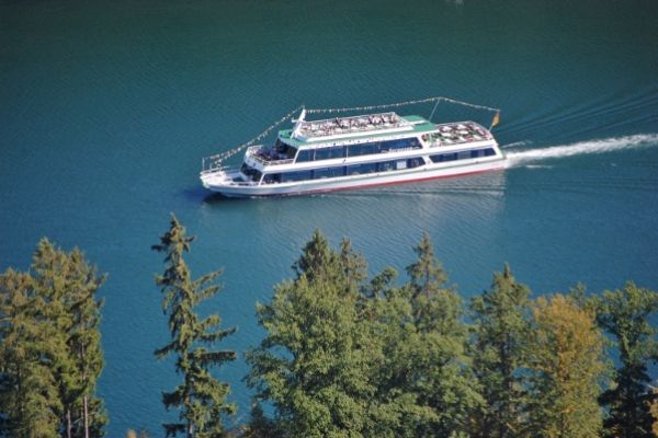 SORPESEE - PERSONENSCHIFFFAHRT