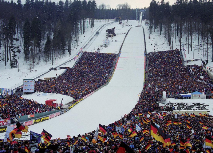 Weltcup-Skispringen auf der Mühlenkopfschanze