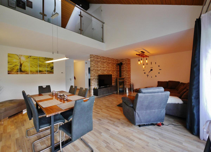 Traumhafte Galerie-Fewo Diemelgarten****