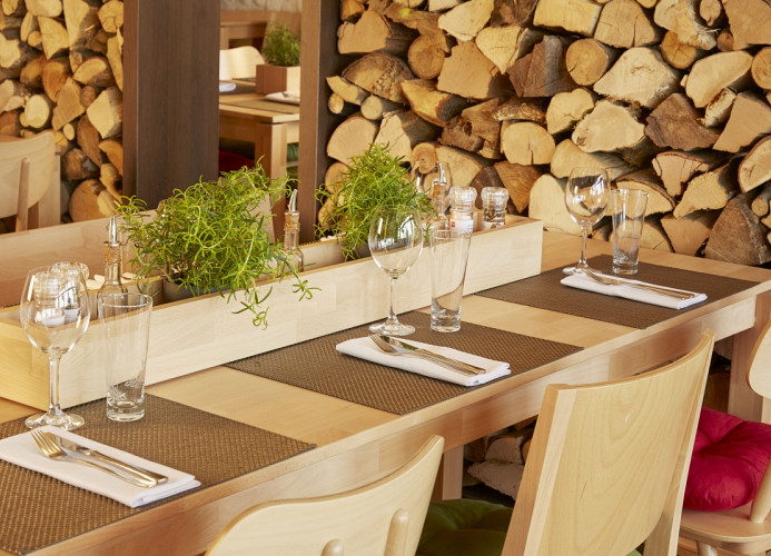 Frühstücksoption im Nachbarhaus H+ Hotel